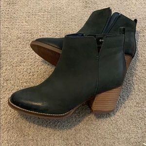 Blondo Waterproof Booties